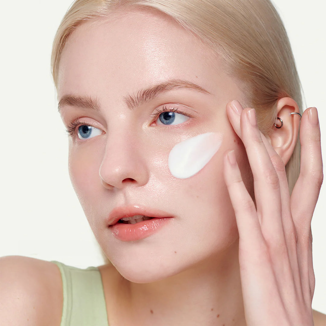 BIODANCE Skin-Glow Essence Cream – drėkinamasis veido kremas