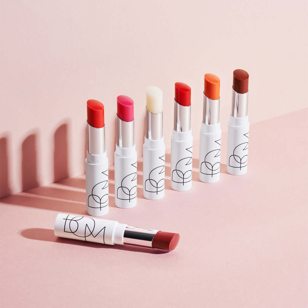 BOM Dewy Lip Balm - drėkinantis lūpų balzamas su spalva
