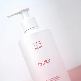 HER OWN ALONE Kūno prausiklis su pieno rūgštimi, 390ml
