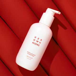 HER OWN ALONE Švelnus intymios higienos prausiklis