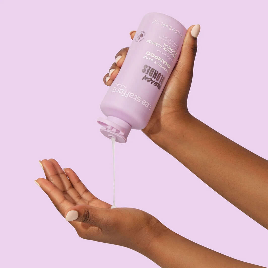 LEE STAFFORD Bleach Blondes Everyday Care Shampoo - šampūnas šviesiaplaukėms